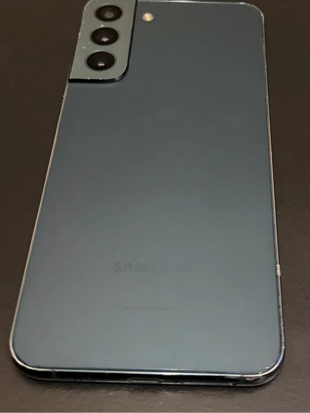 Samsung galaxy S22+ in green 256gb
